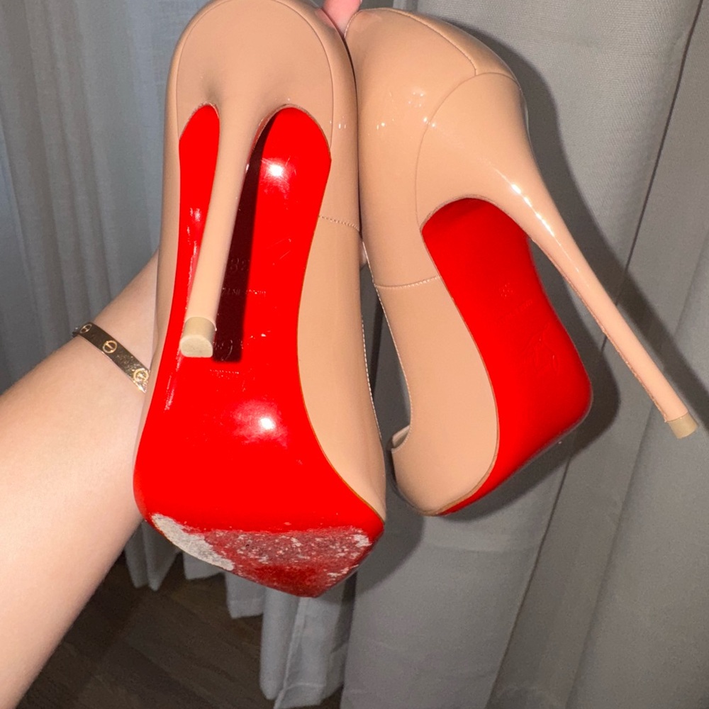 Nude So Kate Christian louboutin heels - Picture 7 of 13